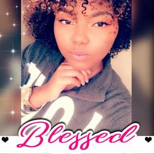 Meet your Posher, Brianna